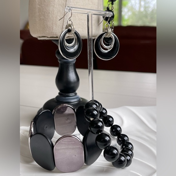 BLACK SILVER MIXED|Metal Acrylic Jewelry Lot|Mix & Match - Picture 7 of 12